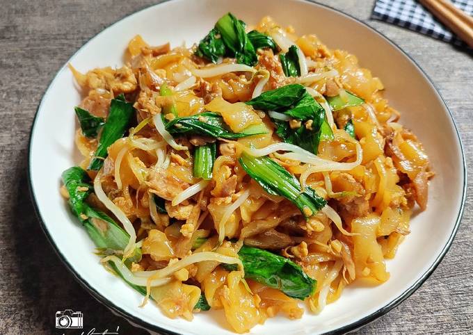 kwetiau goreng